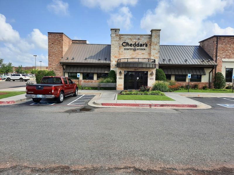 Cheddar's Scratch Kitchen Proves Chain Restaurants Can Still Cook From Scratch