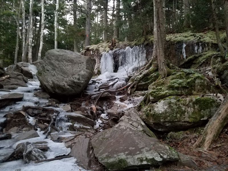 Cilley's Cave, Mount Cardigan