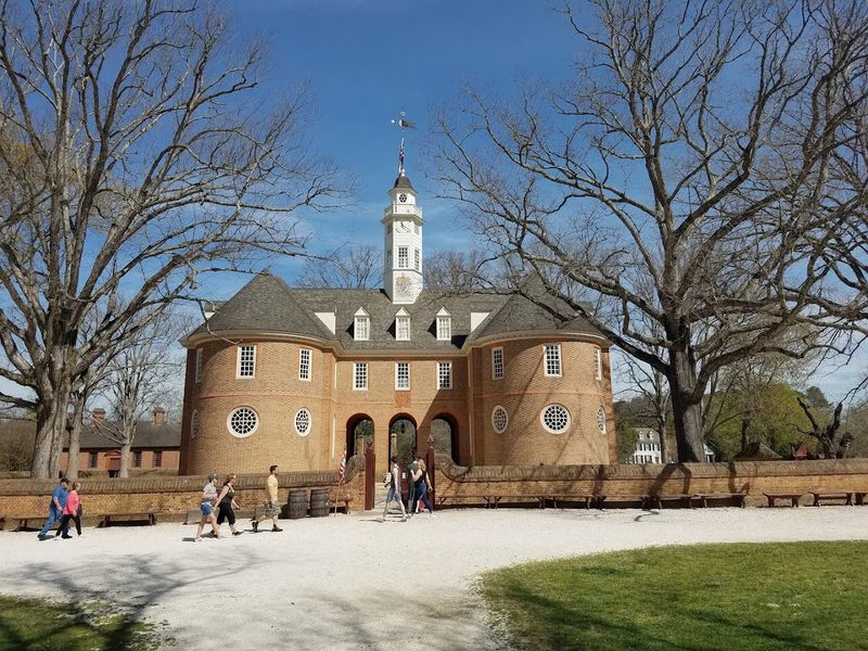 Colonial Williamsburg and the Identity of a Changing City Colonial Williamsburg and the Identity of a Changing City