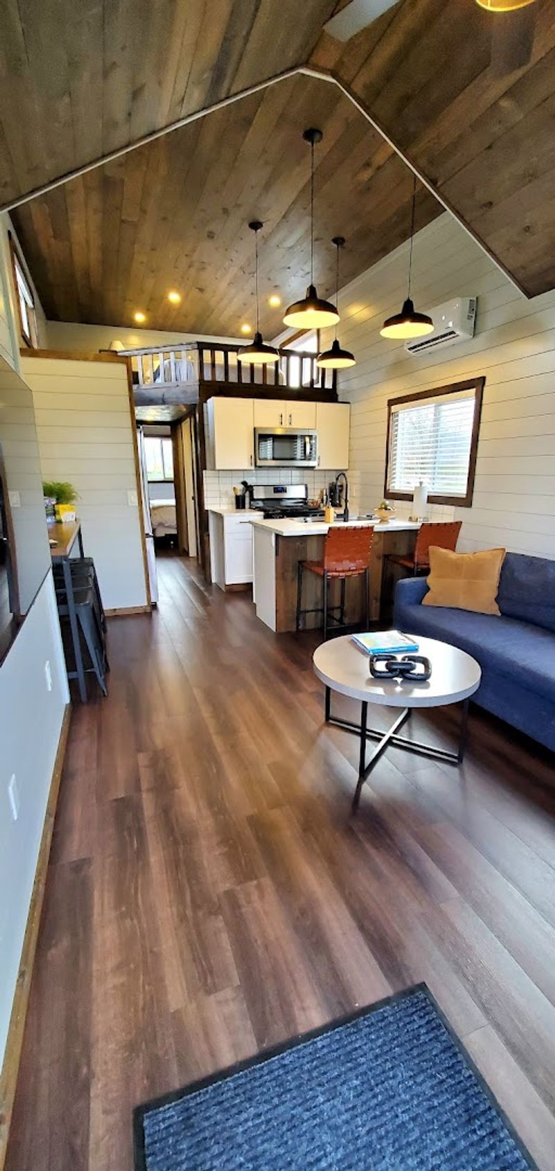 Cottages and Glamping: Staying Without an RV Cottages and Glamping: Staying Without an RV