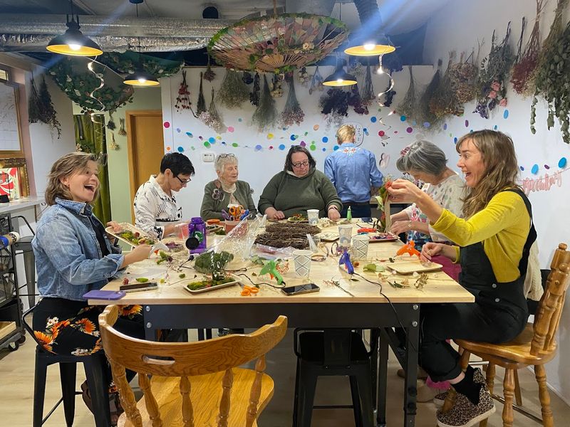 Creative Classes That Build Real Community Creative Classes That Build Real Community