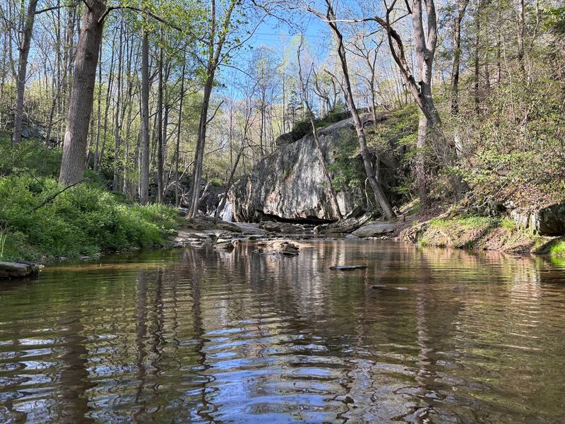 Crossing Falling Branch Stream, the Moment That Gets Your Feet Wet Crossing Falling Branch Stream, the Moment That Gets Your Feet Wet