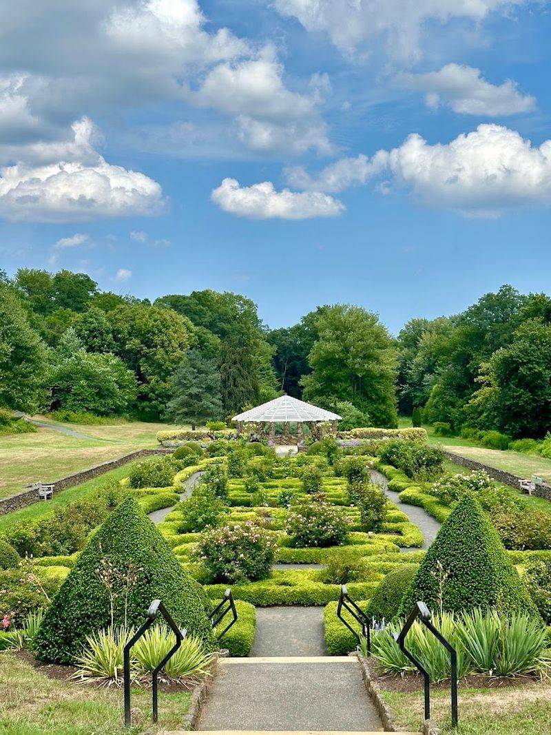 Deep Cut Gardens