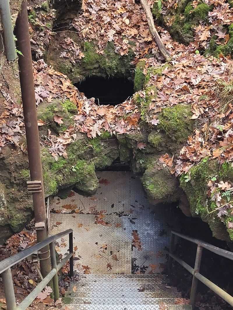 Devil's Well, Salem, MO