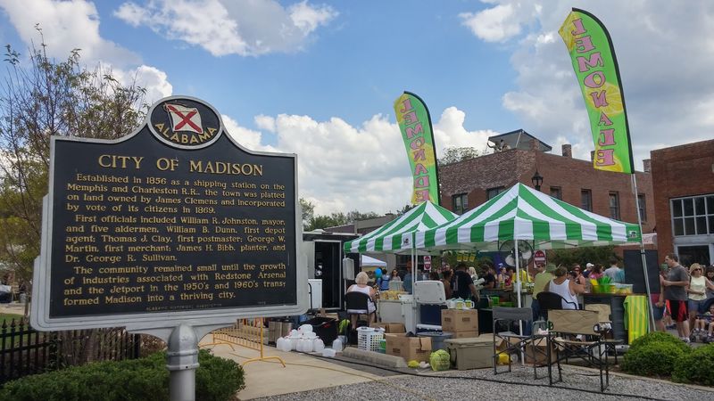 Downtown Madison Makes This the Perfect Lunch Destination