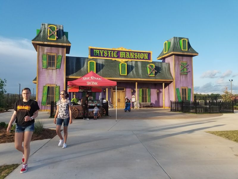 Downtown OWA and Resort Amenities That Extend the Fun Beyond the Park