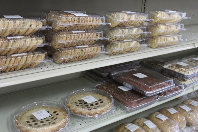 Dutch Pantry Bulk Foods and Bakery, Odon