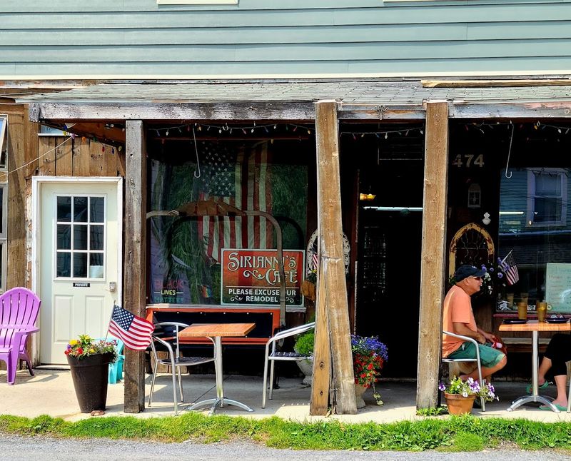 Eclectic Decor That Demands a Second Look