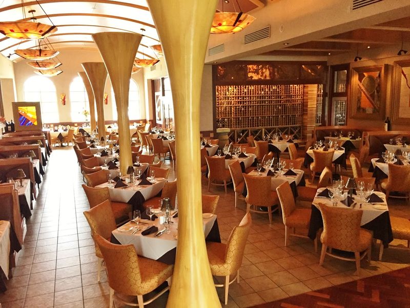 Eddie Merlot's