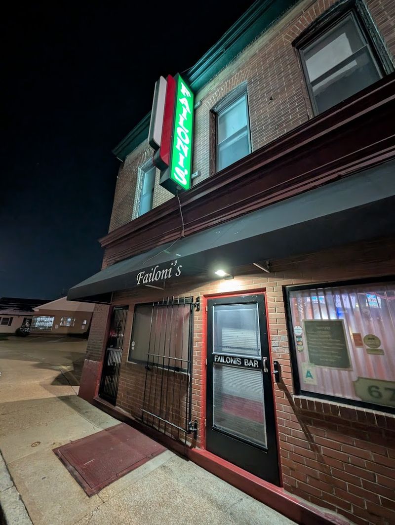 Failoni's Restaurant & Bar