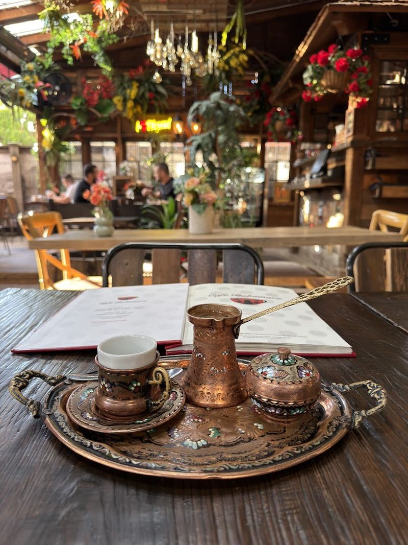 Family-Owned Hospitality: The Warmth That Makes It Memorable
