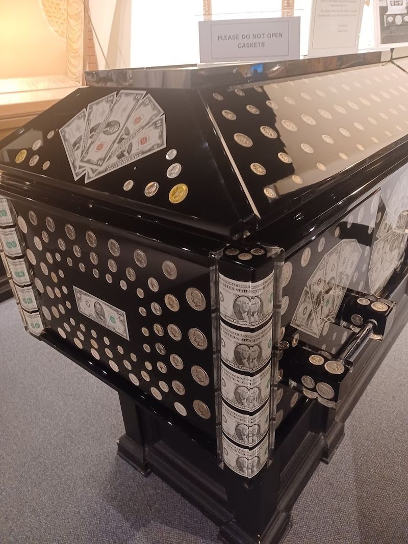Fantasy Coffins from Ghana That Make You Rethink Everything