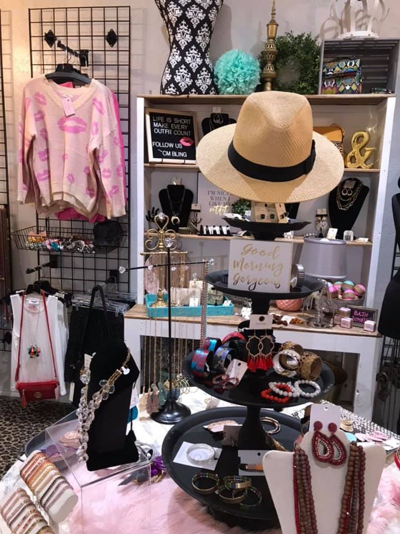 Fashion and Accessories for Women Who Love Local Style