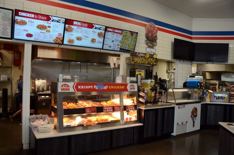 Fast Lane Entertainment Deli: Where Fried Chicken Rewrites Convenience Store Rules