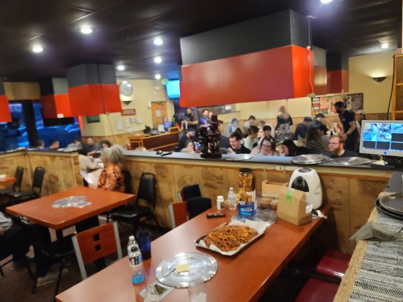 Fast and Attentive Service Keeps the Grill Going