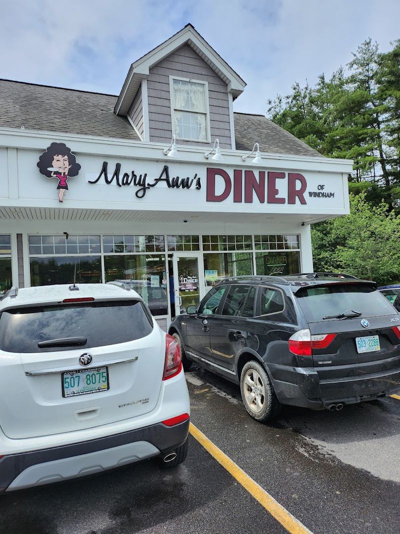 Finding Mary Ann's Diner and Planning Your Perfect Visit