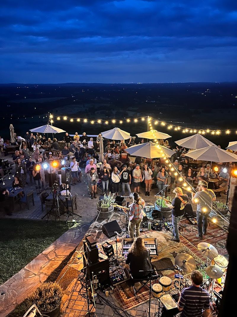 Fireside Fish Fridays at Dirt Farm Brewing in Bluemont Fireside Fish Fridays at Dirt Farm Brewing in Bluemont