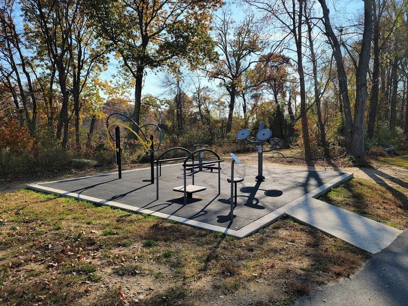Fitness Stations and Open Spaces for Active Visitors