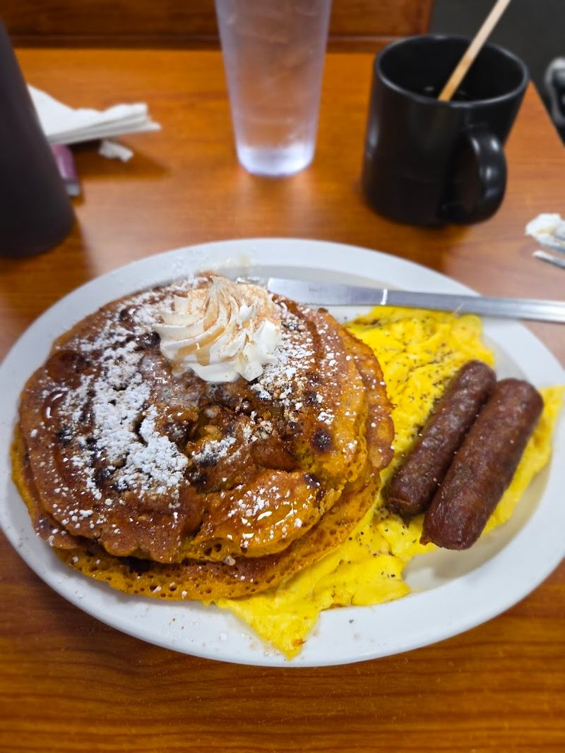 Fluffy Pancakes Worth the Early Alarm Fluffy Pancakes Worth the Early Alarm