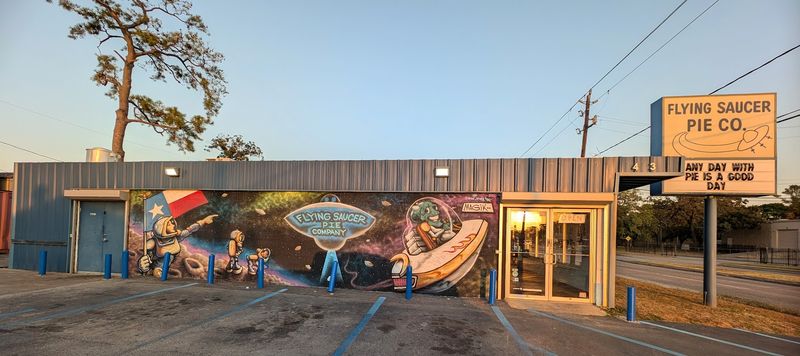 Flying Saucer Pie Company, Houston