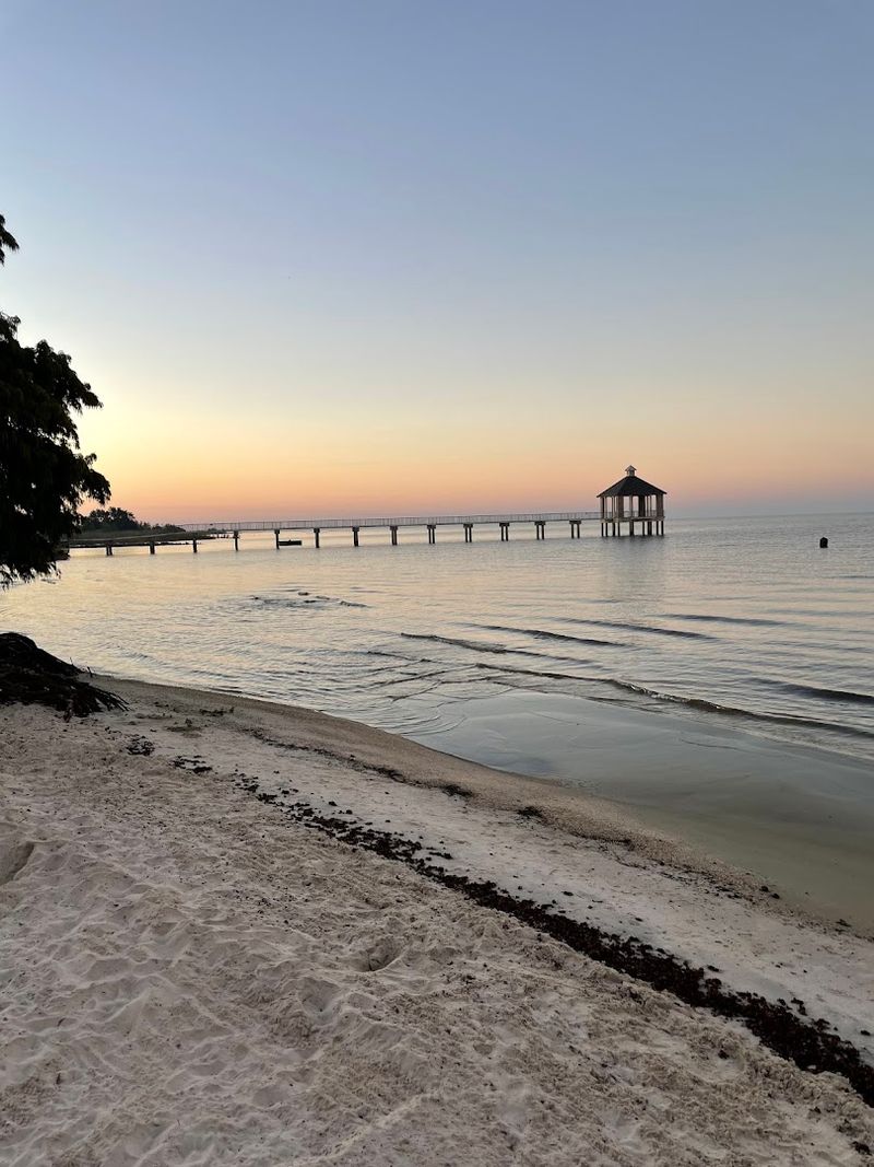 Fontainebleau Beach, Mandeville (Lake Pontchartrain)