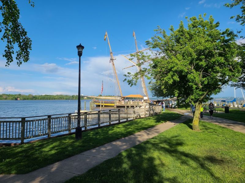 Frank J. Hutchins Memorial Park