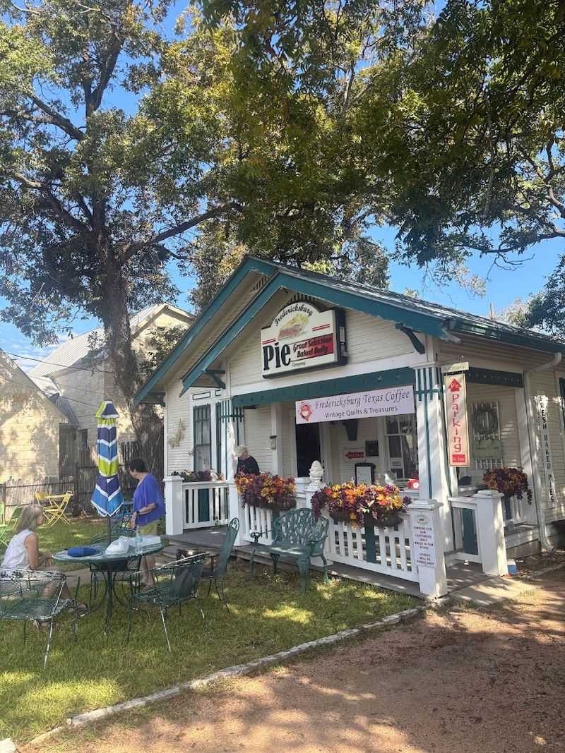 Fredericksburg Pie Company, Fredericksburg