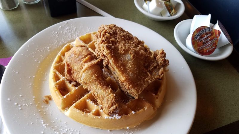Fried Chicken That Earns Its Reputation
