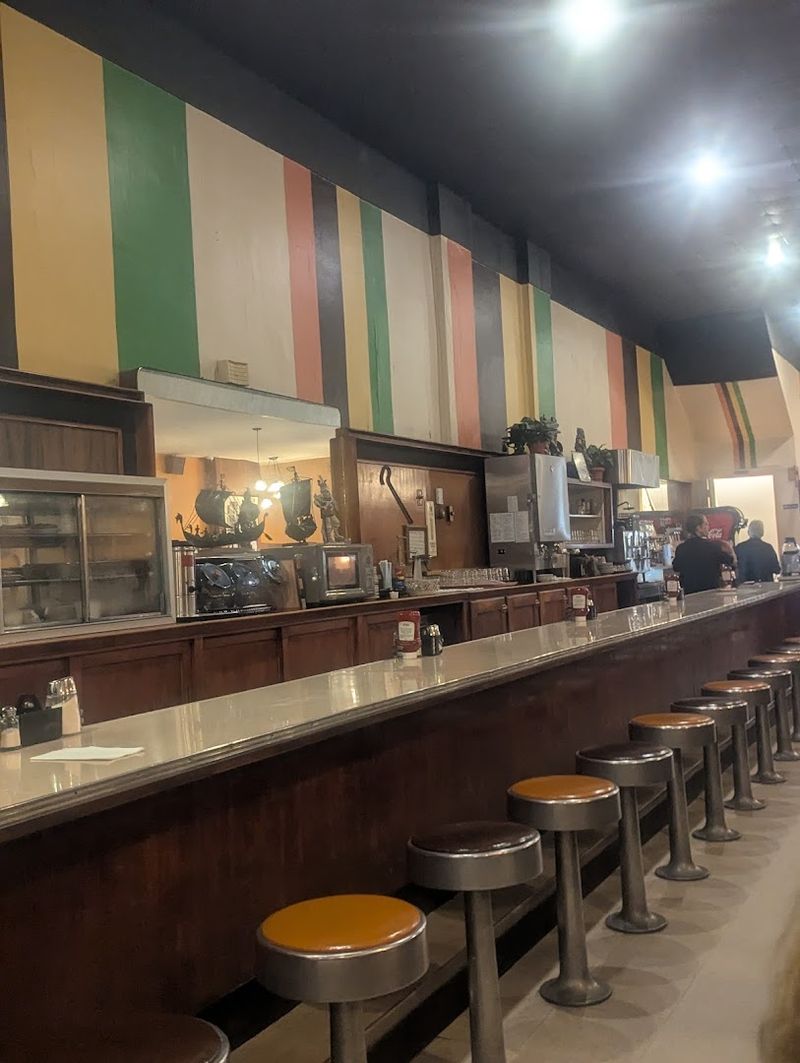 Friendly Service That Feels Like a Neighborhood Habit