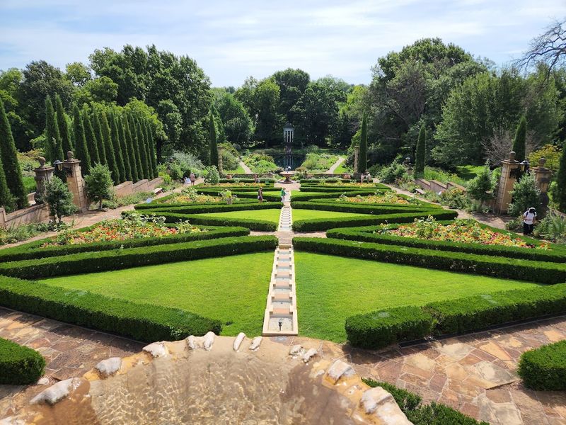 Gardens So Beautiful They Are an Exhibit on Their Own
