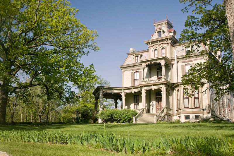 Garth Woodside Mansion, Hannibal, Missouri