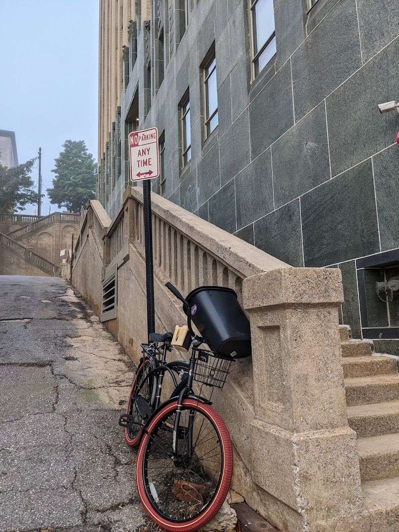 Getting Around Town on the Cheap Getting Around Town on the Cheap