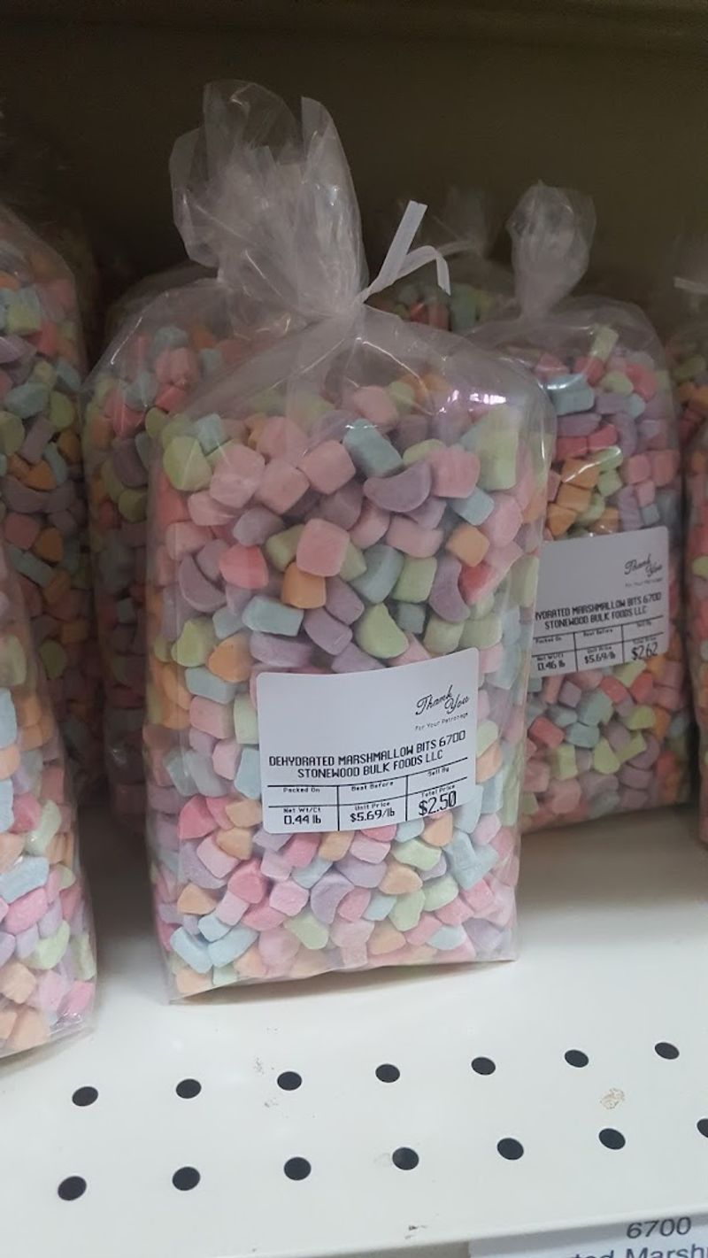 Old-Fashioned Amish Soda and Candy That Bring Back Good Memories