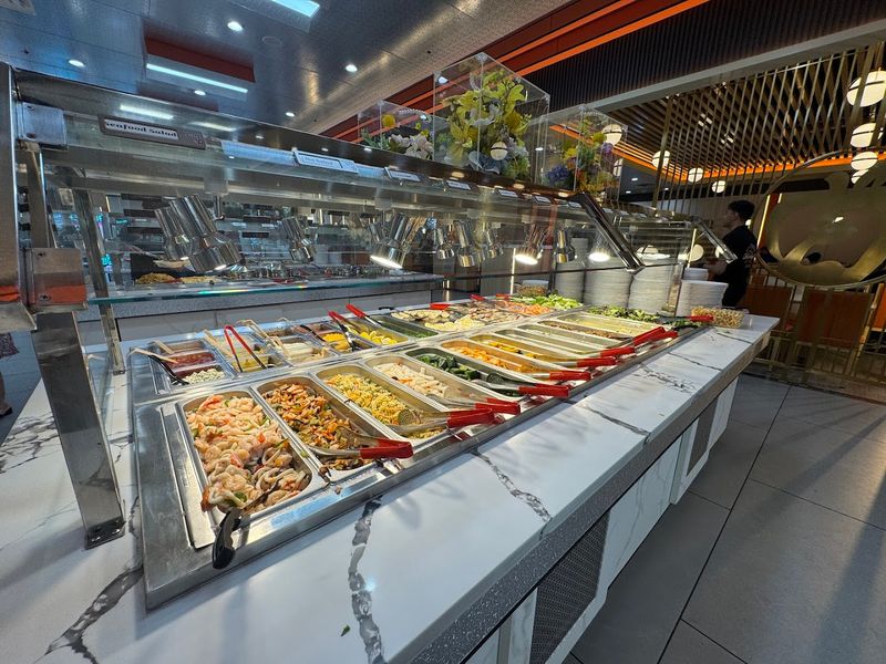 Golden Apple Buffet in St. Charles Is a Seafood and Sushi Lover's Dream