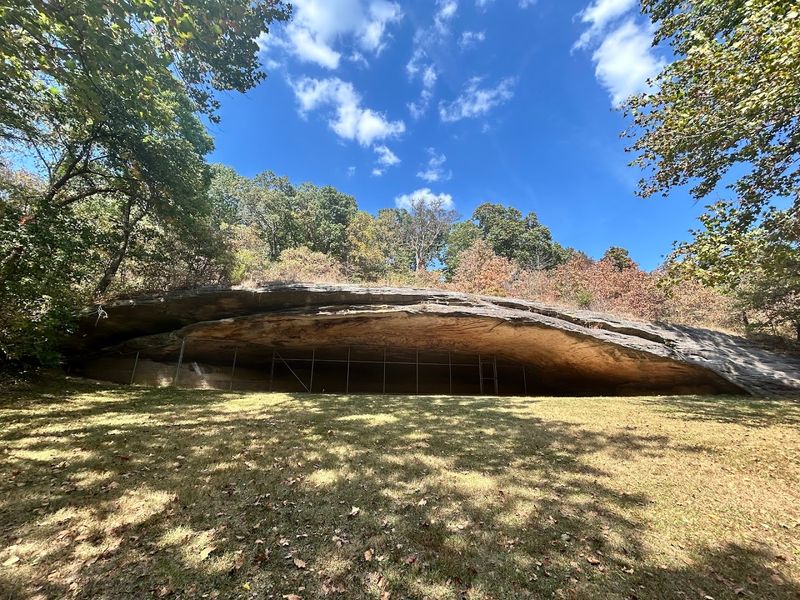 Graham Cave State Park, Danville