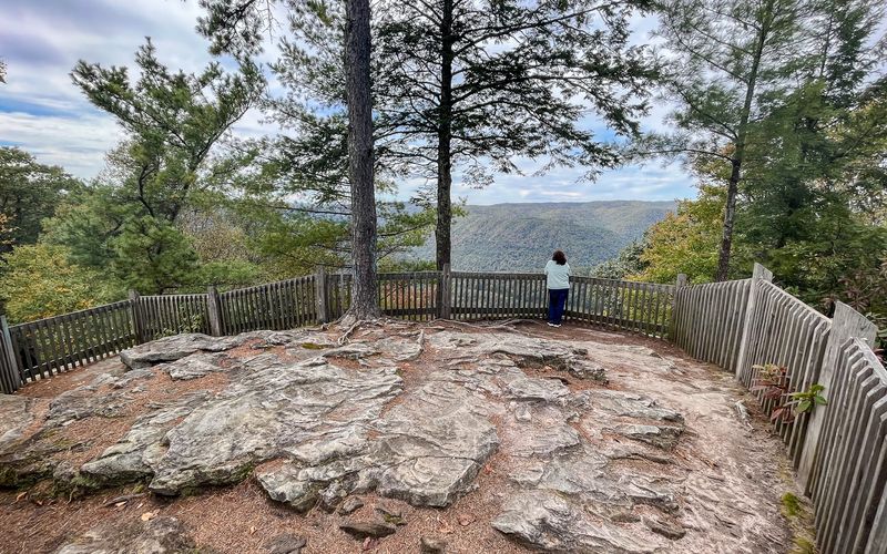 Grandview Rim Trail, West Virginia