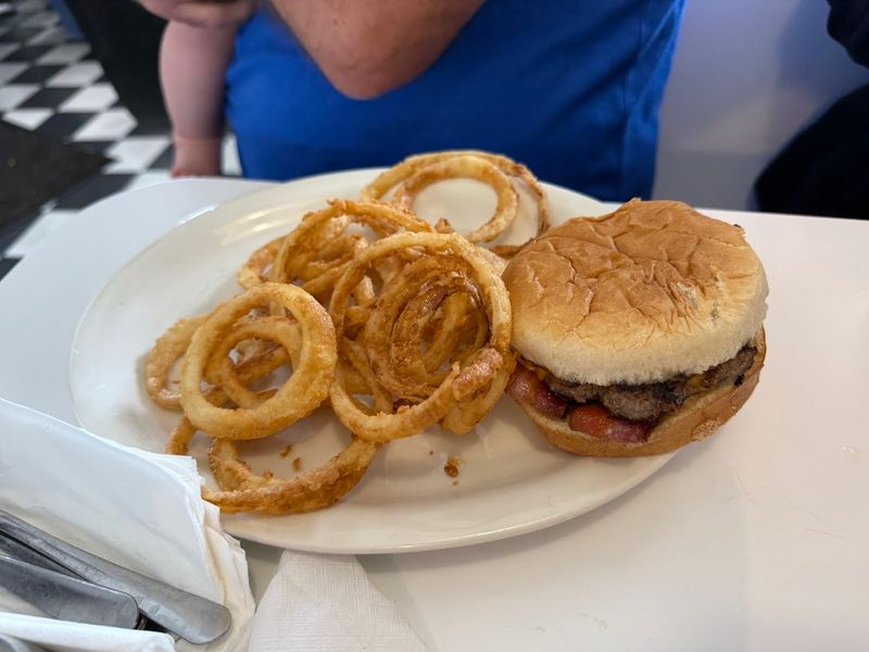 Hand-Dipped Onion Rings Worth an Early Arrival