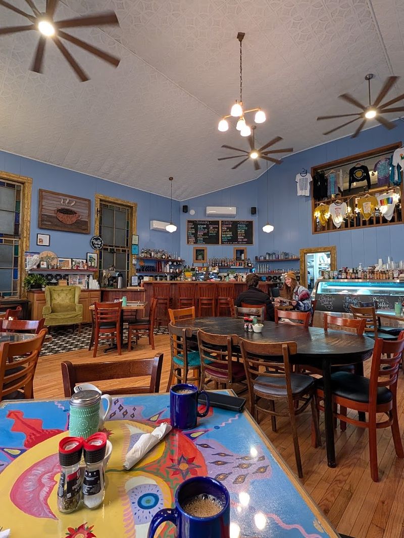 Hand-Painted Tables and an Artsy Atmosphere