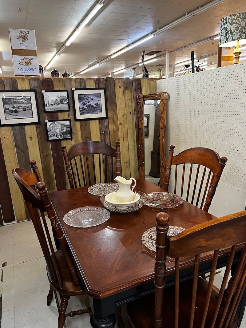 Handcrafted Amish Furniture You Will Not Find Anywhere Else