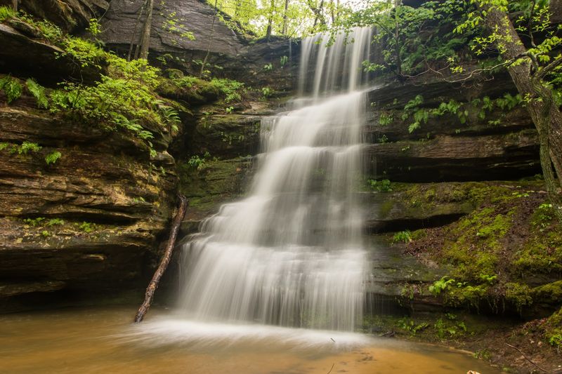 Hickory Canyons Falls, Farmington