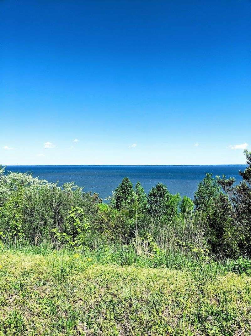 Hiking Trails Beyond Fossil Beach: Six Miles of Pure Discovery