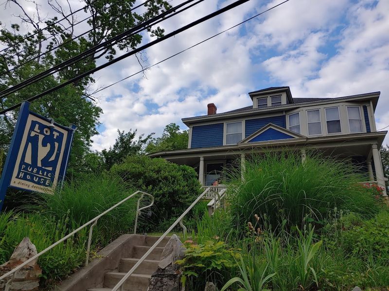 Lot 12 Public House, West Virginia