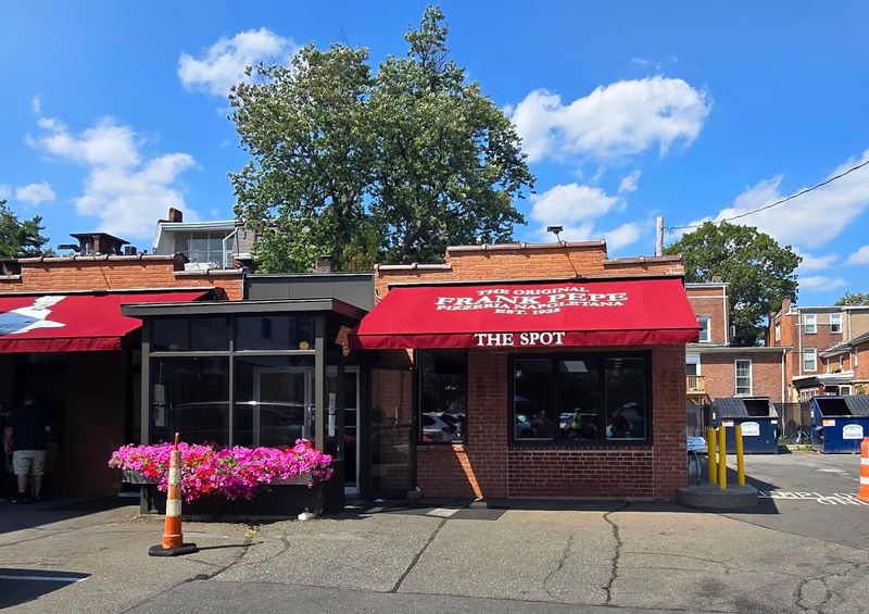 If You Love Pizza, This Is Worth The Detour
