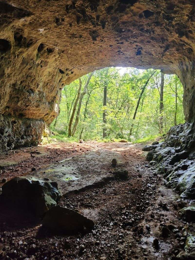 Indian Cave Trail