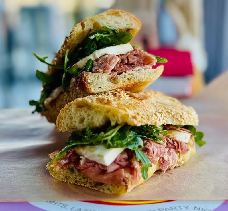 Ingrassia & Sons Italian Deli – Tennessee