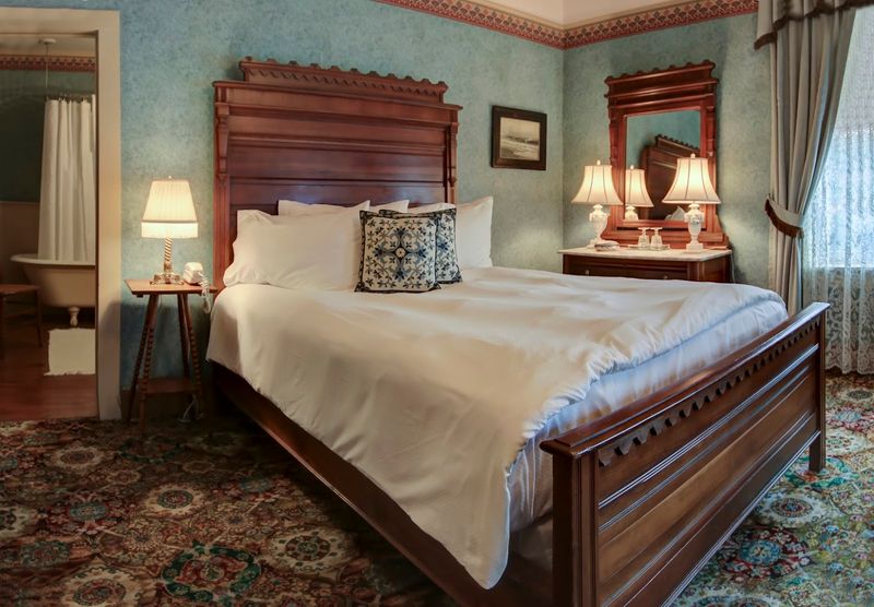 Inside The Atlantic Hotel