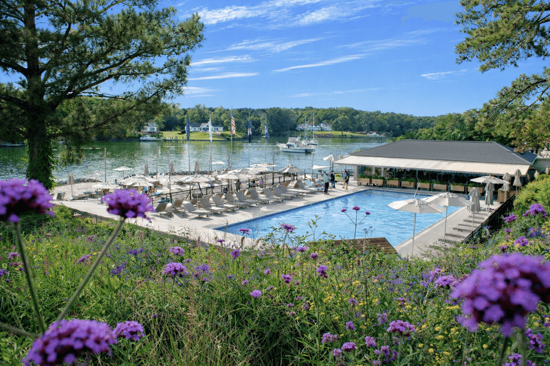 Irvington, The Tides Inn Resort
