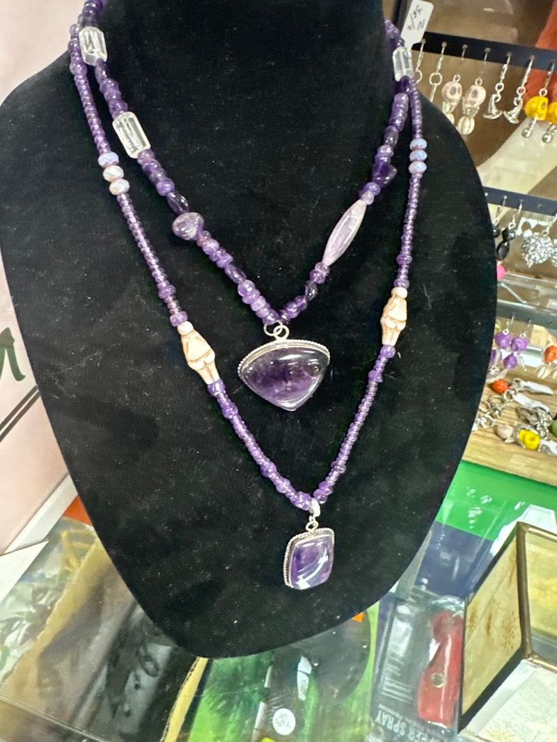 Jewelry, Home Decor, and Everyday Treasures Worth Finding Jewelry, Home Decor, and Everyday Treasures Worth Finding