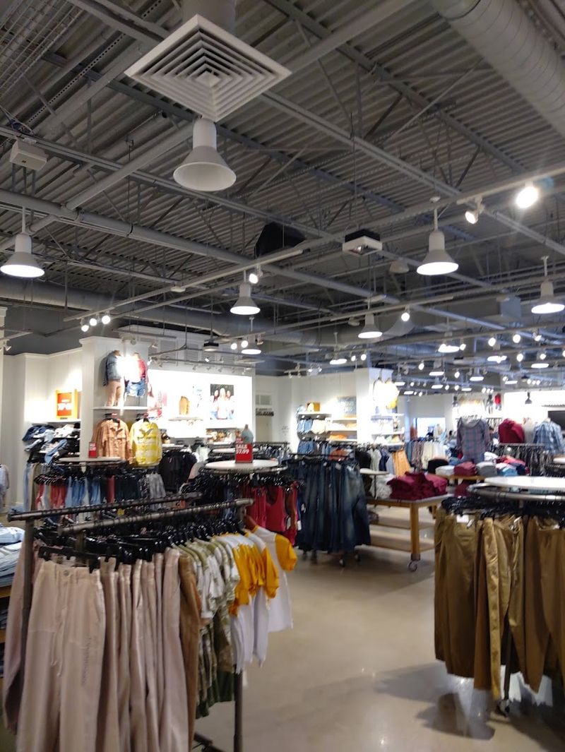 Kids' Clothing Deals That Parents Will Love