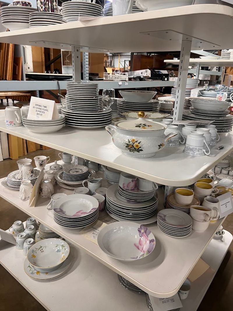 Kitchen Goods and Glassware at Wildly Low Prices